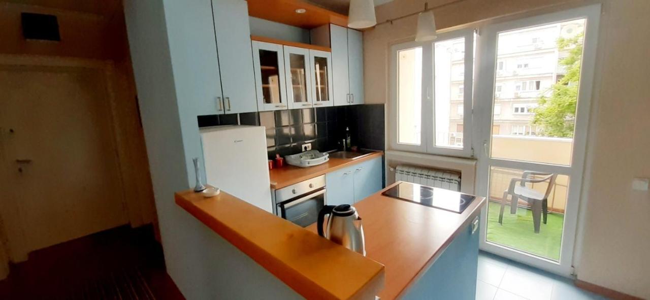 Apartment Alex 2 Belgrade Exterior photo